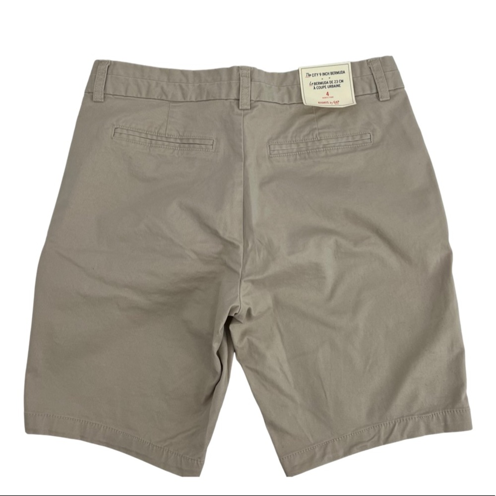 GAP KHAKIS